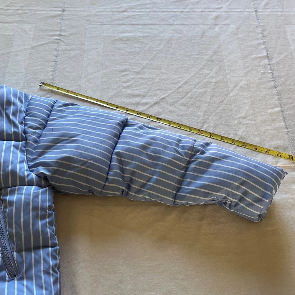 SHEIN Jacket Fashionable Striped Light Blue And White Fabric. Size Large - Picture 6 of 7